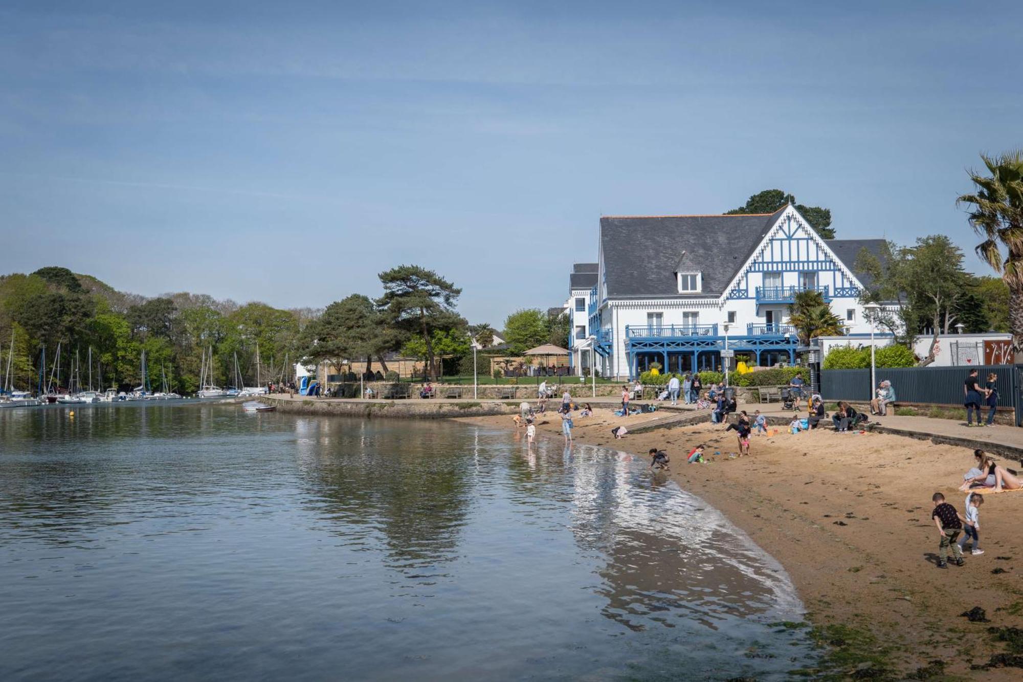 Best Western Plus Le Roof Vannes Bord De Mer Hotel Exterior foto